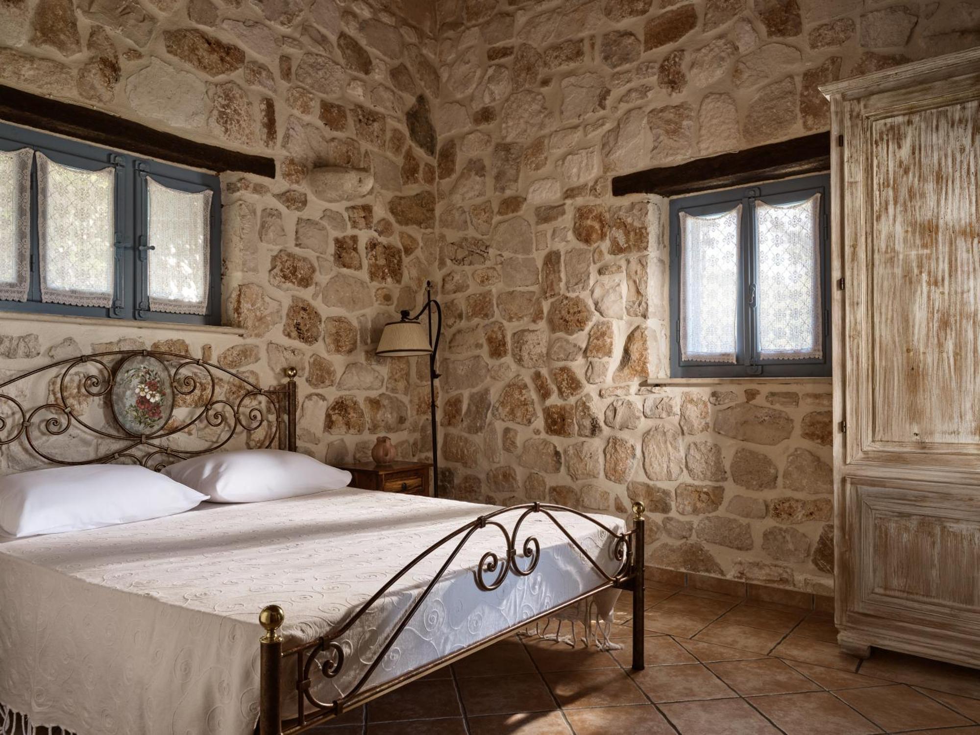 Strofilia Stone Residences Volímai Екстериор снимка